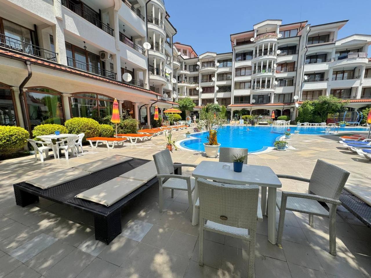Dkapartments Chateau Valon Sunny Beach Exterior photo